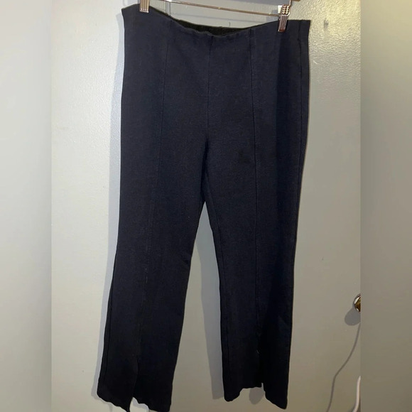 Time and Tru size 16-18 pull on pant Navy. Bottom of the legs has slit opening. - Picture 1 of 4